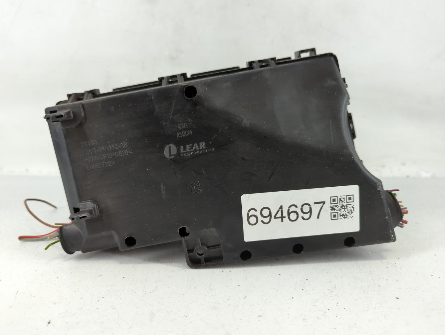 2018 Ford Escape Fusebox Fuse Box Panel Relay Module P/N:E02345500 AV6T-14A067-AD Fits OEM Used Auto Parts - Oemusedautopart