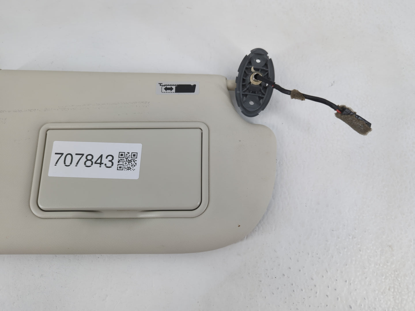 2013-2019 Ford Escape Sun Visor Shade Replacement Passenger Right Mirror Fits Fits 2013 2014 2015 2016 2017 2018 2019 OEM Us