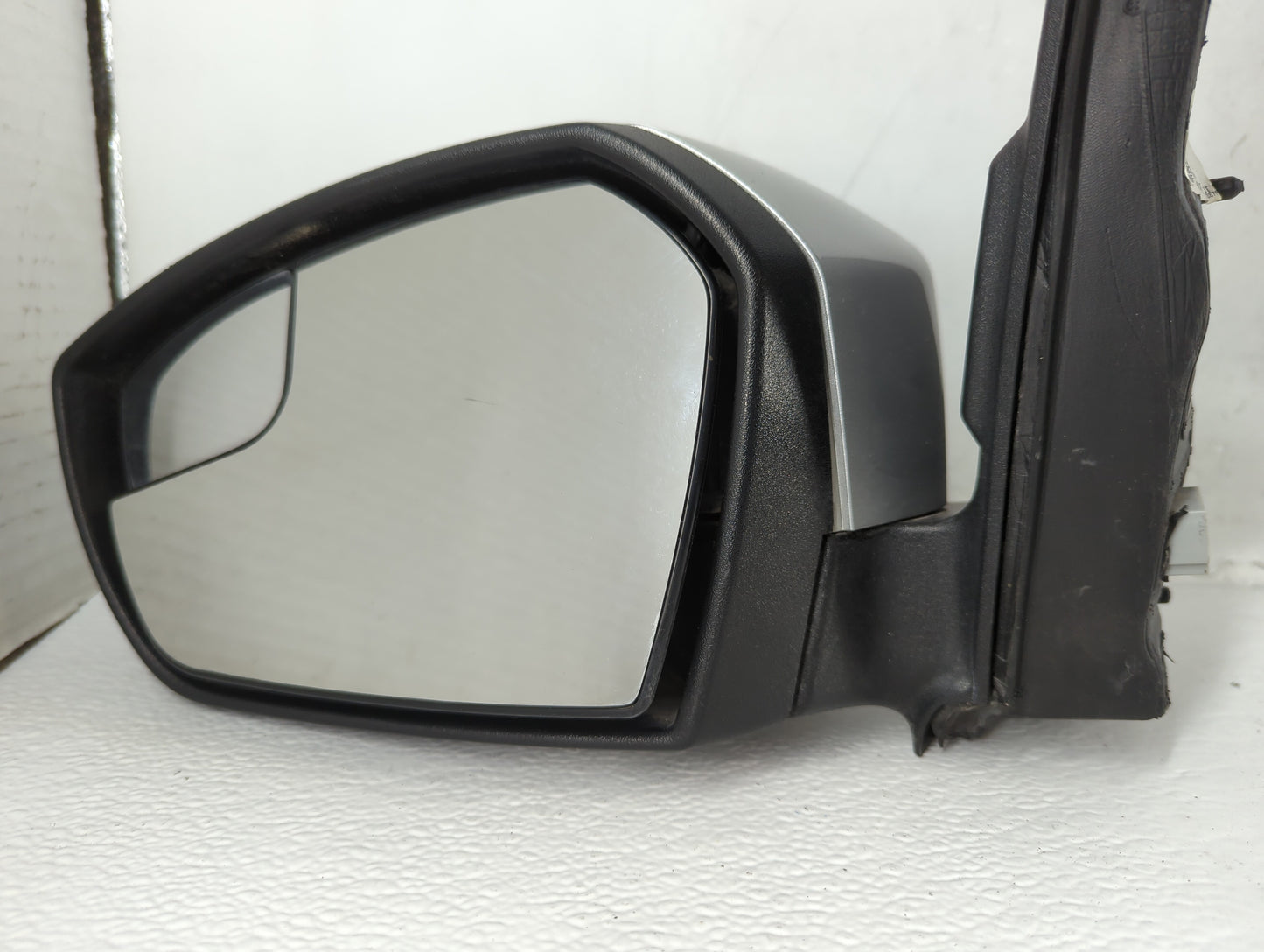 2017-2019 Ford Escape Driver Left Side View Manual Door Mirror Silver - Oemusedautoparts1.com