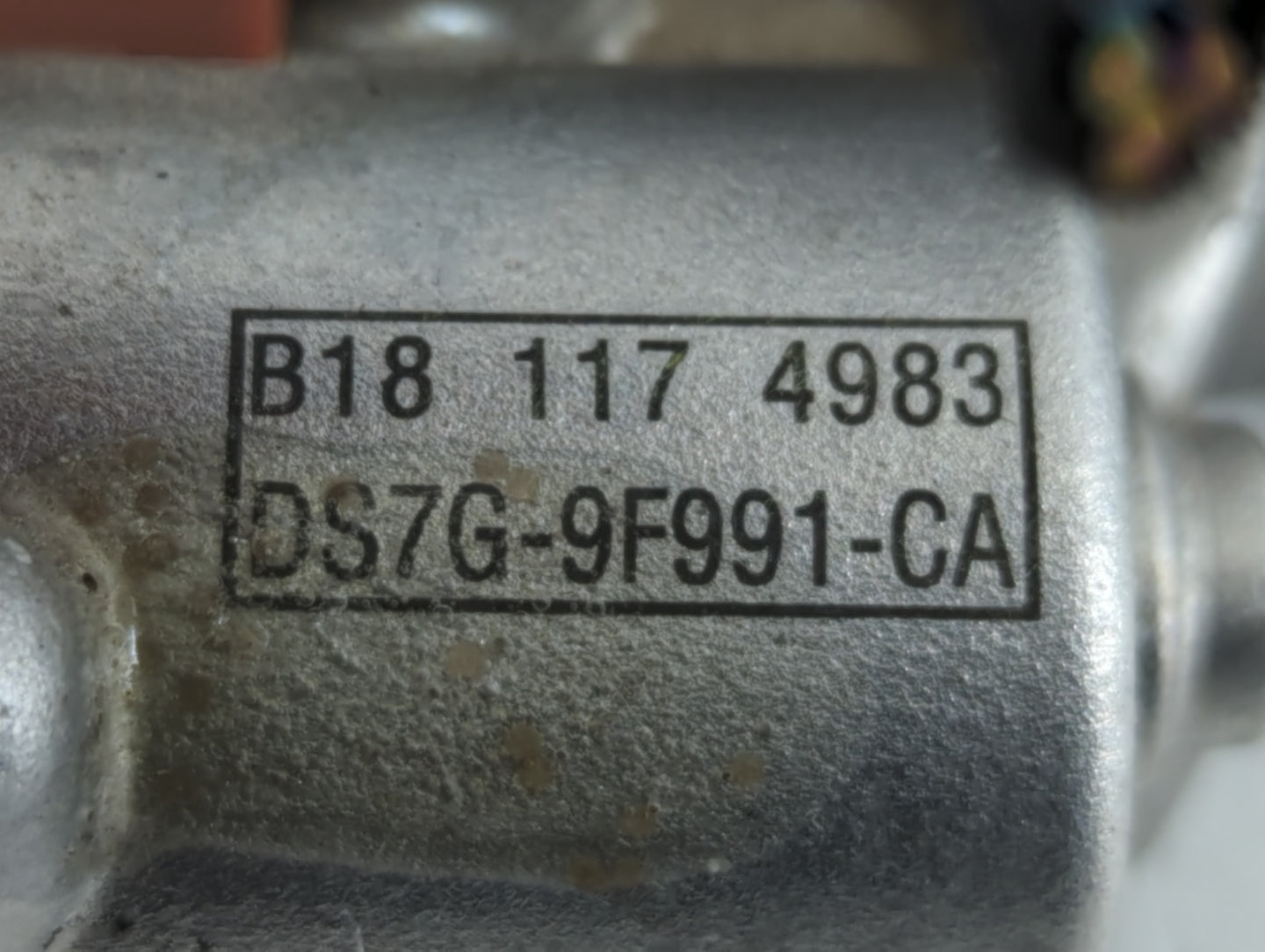2017-2019 Ford Escape Throttle Body P/N:DS7G-9F991-CA B18 117 4983 Fits Fits 2014 2015 2016 2017 2018 2019 2020 OEM Used Aut