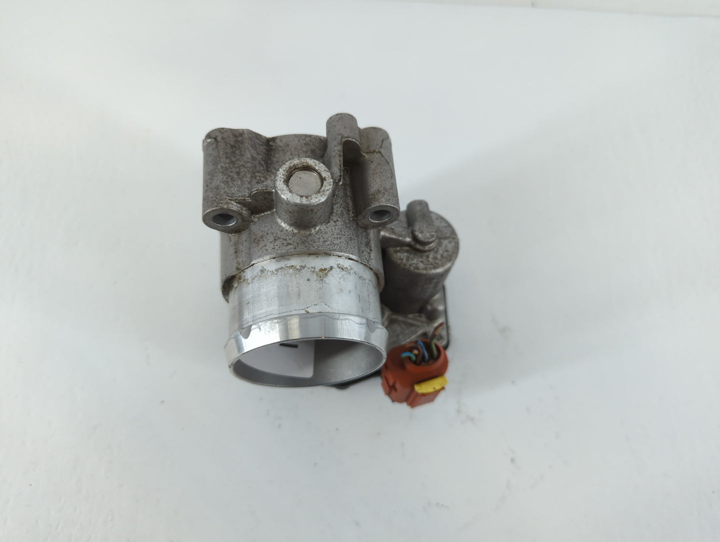2017-2019 Ford Escape Throttle Body P/N:DS7G-9F991-BB B18 117 4983 Fits Fits 2014 2015 2016 2017 2018 2019 2020 OEM Used Aut