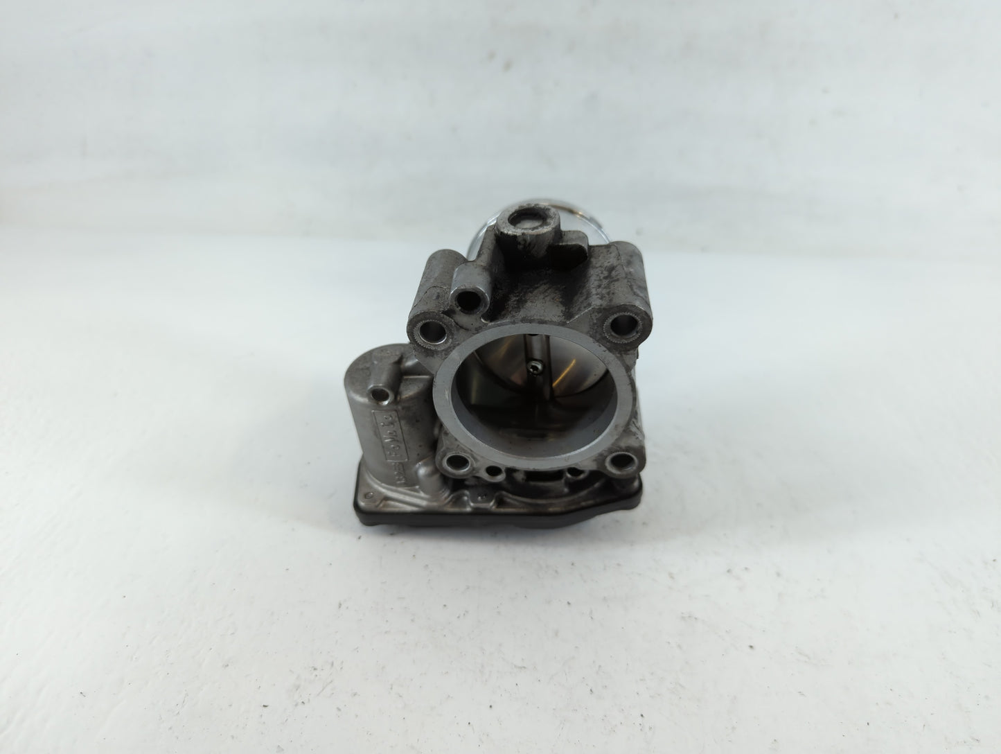 2017-2019 Ford Escape Throttle Body P/N:DS7G-9F991-BB B18 117 4983 Fits Fits 2014 2015 2016 2017 2018 2019 2020 OEM Used Aut