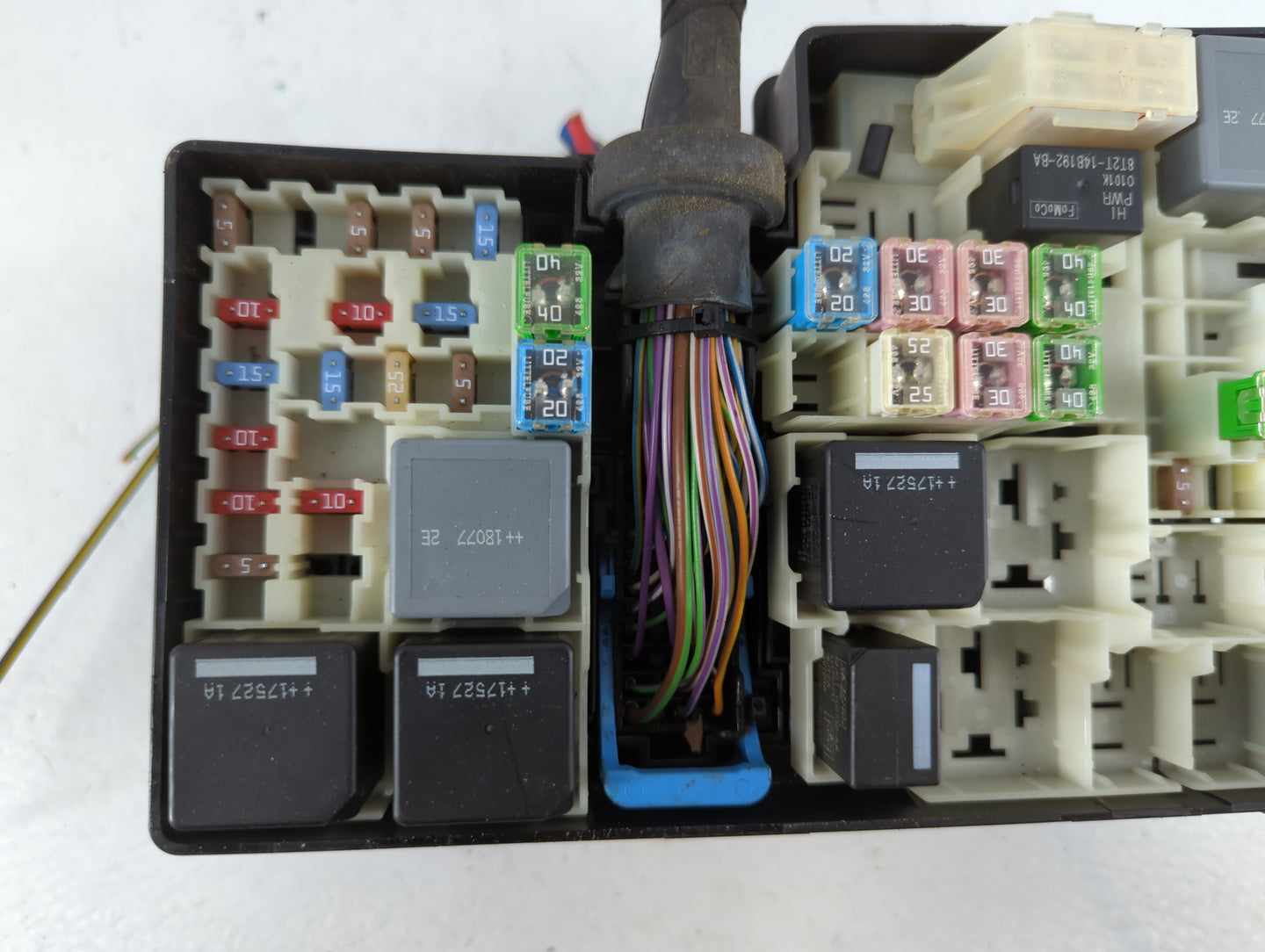 2018 Ford Escape Fusebox Fuse Box Panel Relay Module P/N:E02345500 AV6T-14A067-AD Fits OEM Used Auto Parts - Oemusedautopart