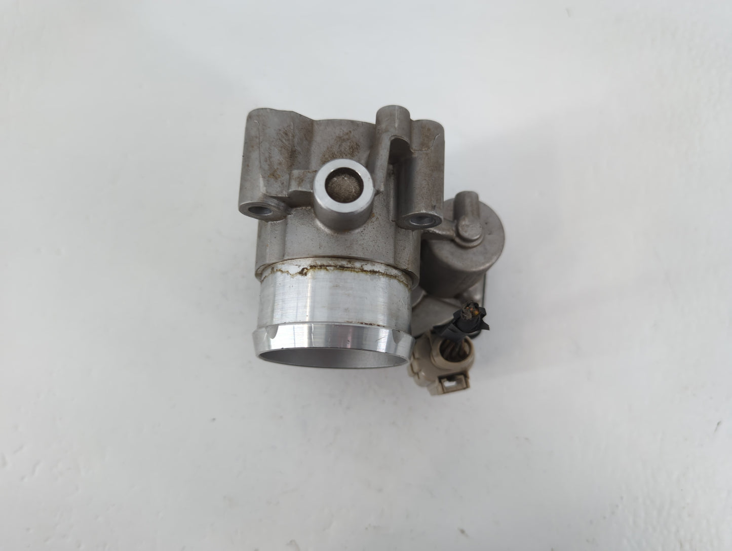 2017-2019 Ford Escape Throttle Body P/N:DS7G-9F991-BB B18 117 4983 Fits Fits 2014 2015 2016 2017 2018 2019 2020 OEM Used Aut