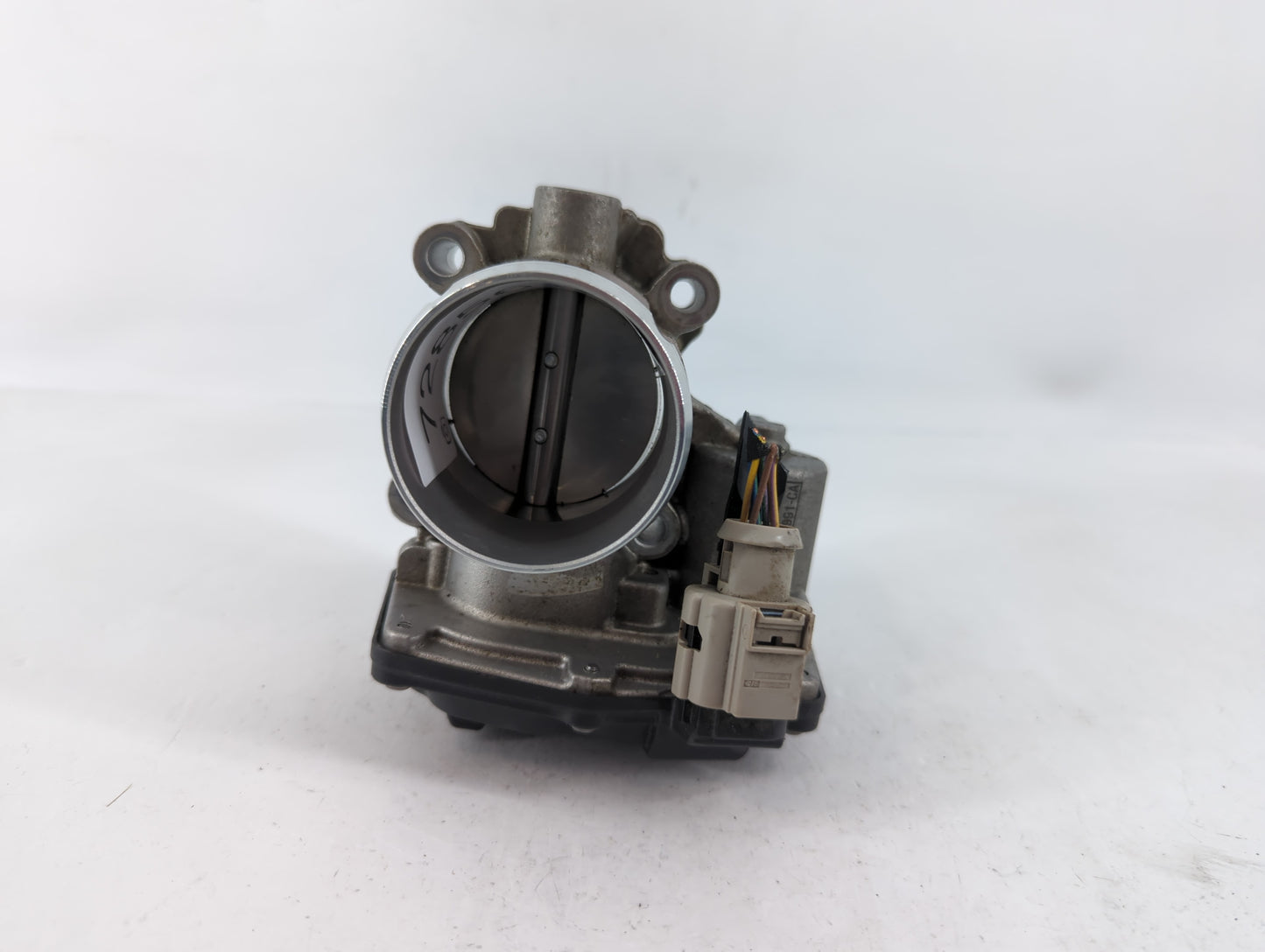 2017-2019 Ford Escape Throttle Body P/N:DS7G-9F991-BB B18 117 4983 Fits Fits 2014 2015 2016 2017 2018 2019 2020 OEM Used Aut
