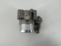 2017-2019 Ford Escape Throttle Body P/N:DS7G-9F991-BB B18 117 4983 Fits Fits 2014 2015 2016 2017 2018 2019 2020 OEM Used Aut