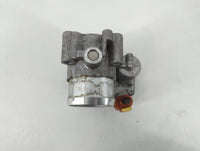 2017-2019 Ford Escape Throttle Body P/N:DS7G-9F991-BB B18 117 4983 Fits Fits 2014 2015 2016 2017 2018 2019 2020 OEM Used Aut