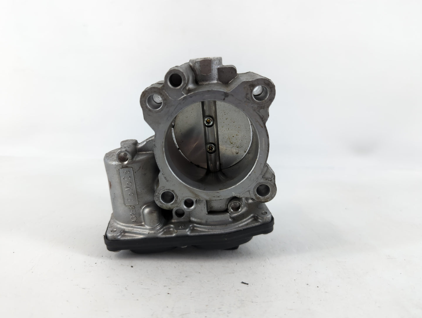 2017-2019 Ford Escape Throttle Body P/N:DS7G-9F991-BB B18 117 4983 Fits Fits 2014 2015 2016 2017 2018 2019 2020 OEM Used Aut