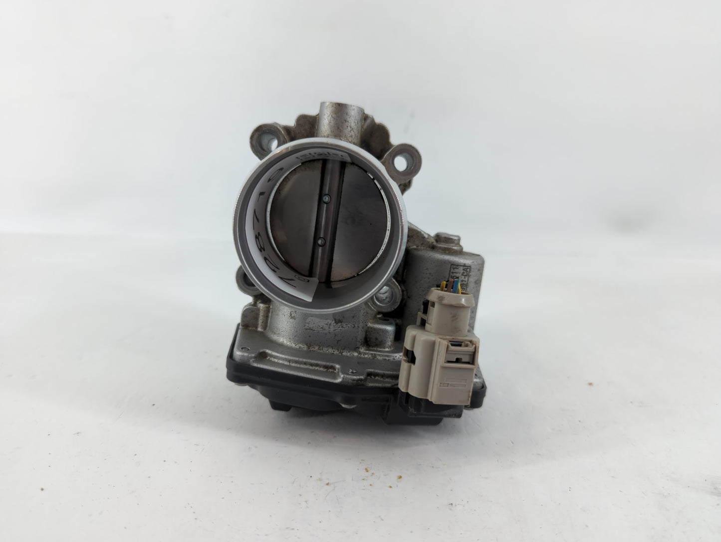 2017-2019 Ford Escape Throttle Body P/N:DS7G-9F991-BB B18 117 4983 Fits Fits 2014 2015 2016 2017 2018 2019 2020 OEM Used Aut