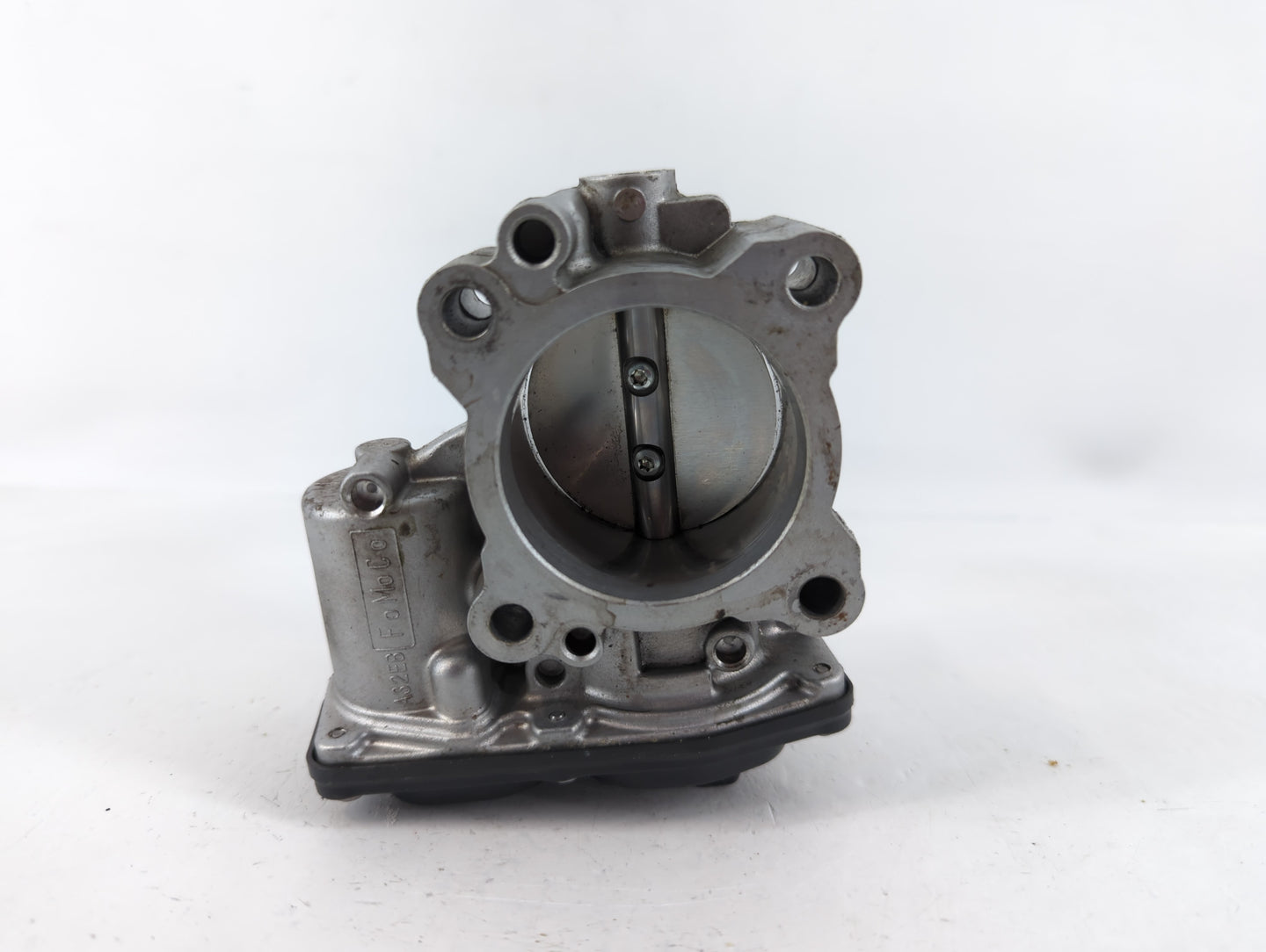 2017-2019 Ford Escape Throttle Body P/N:DS7G-9F991-BB B18 117 4983 Fits Fits 2014 2015 2016 2017 2018 2019 2020 OEM Used Aut