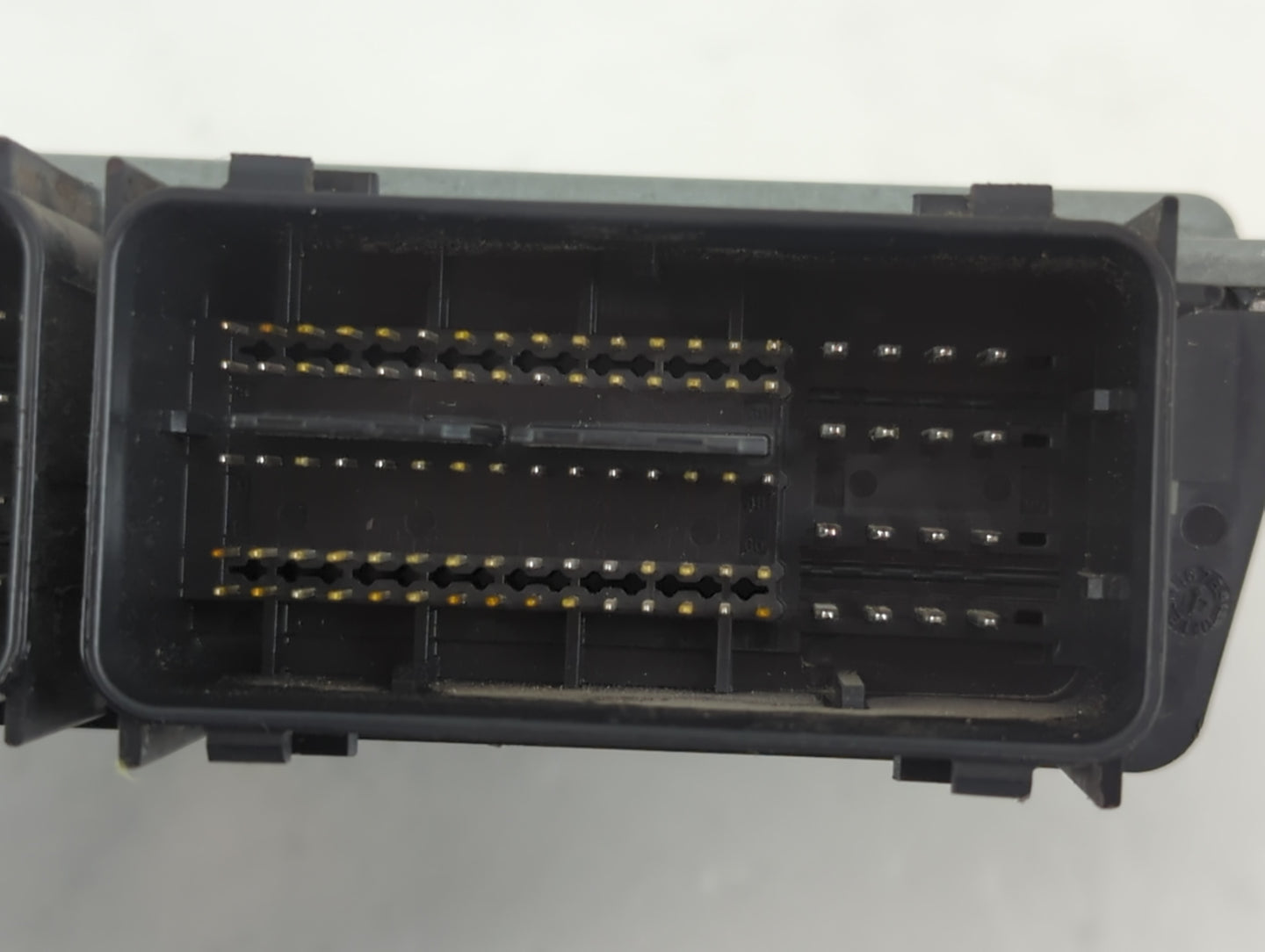 2017-2019 Ford Escape PCM Engine Control Computer ECU ECM PCU OEM P/N:877617014 Fits Fits 2017 2018 2019 OEM Used Auto Parts