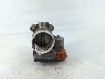 2017-2019 Ford Escape Throttle Body P/N:DS7G-9F991-CA B18 032 6277 Fits Fits 2014 2015 2016 2017 2018 2019 2020 OEM Used Aut