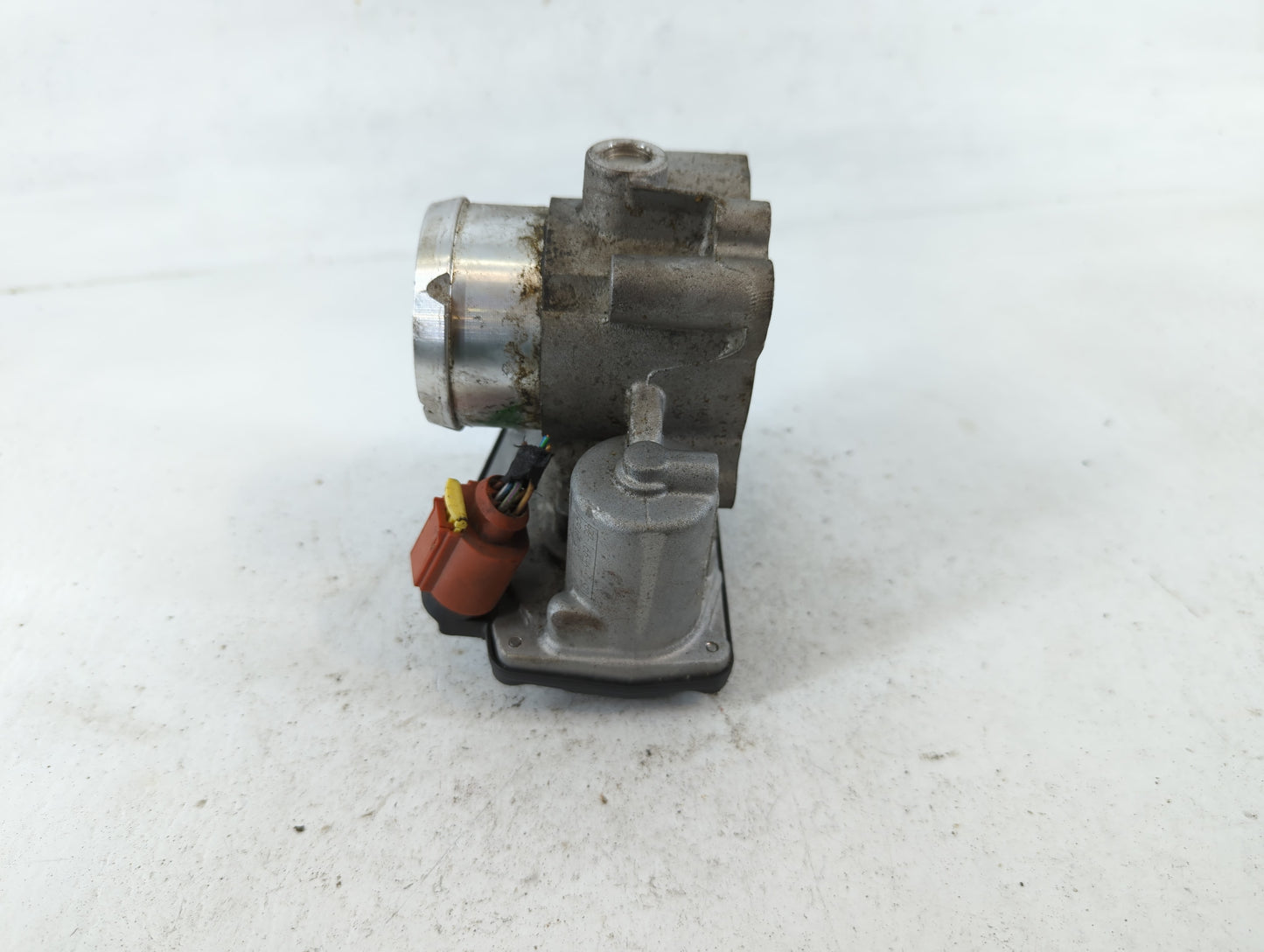 2017-2019 Ford Escape Throttle Body P/N:K17 183 2165 DS7G-9F991-BB Fits Fits 2014 2015 2016 2017 2018 2019 2020 OEM Used Aut