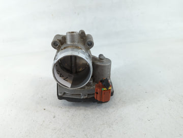 2017-2019 Ford Escape Throttle Body P/N:DS7G-9F991-GA K18 004 0624 Fits Fits 2014 2015 2016 2017 2018 2019 2020 OEM Used Aut