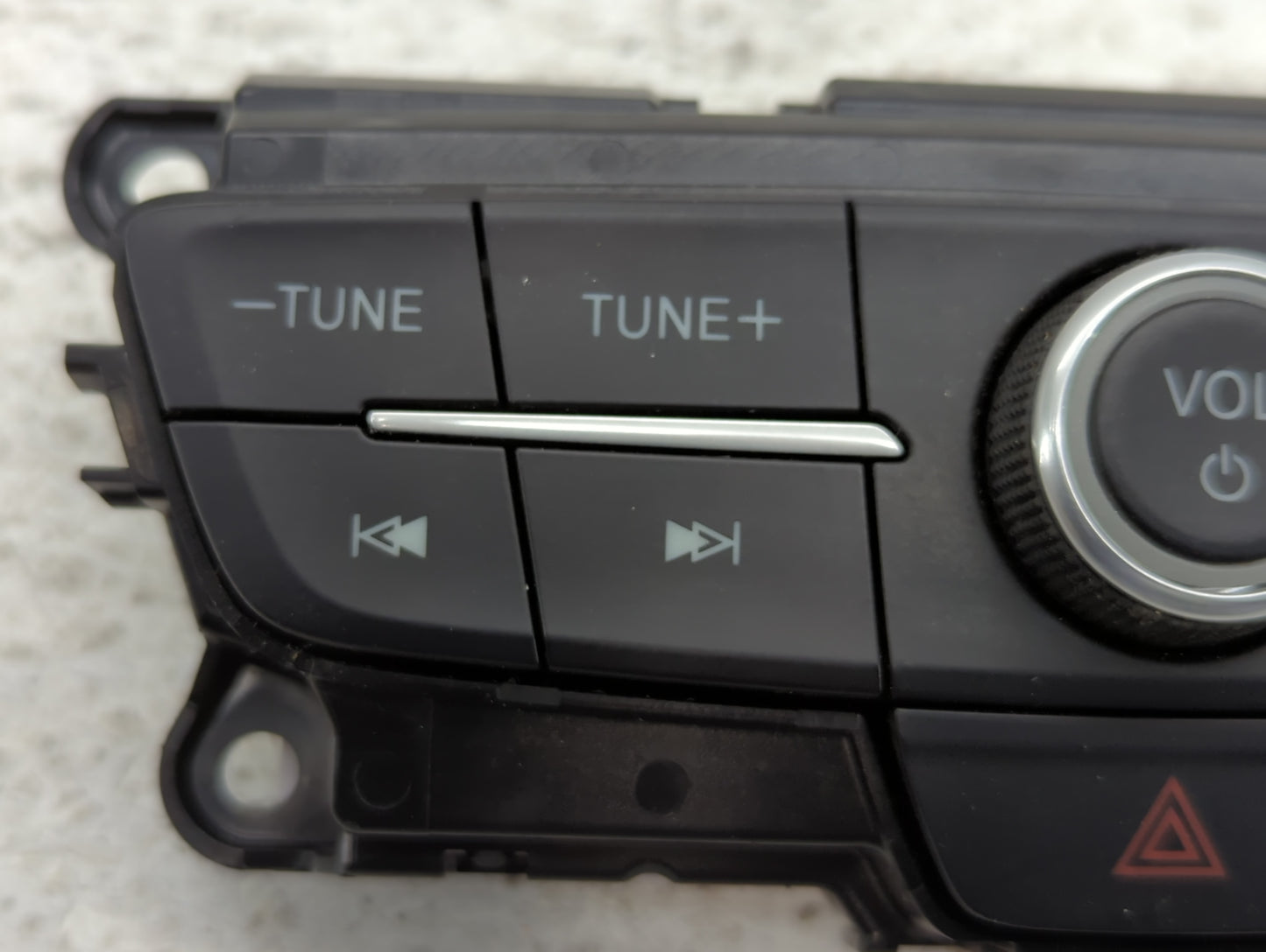 2017-2019 Ford Escape Radio AM FM Cd Player Receiver Replacement P/N:4F571-HB F1CT18K811HC Fits Fits 2017 2018 2019 OEM Used