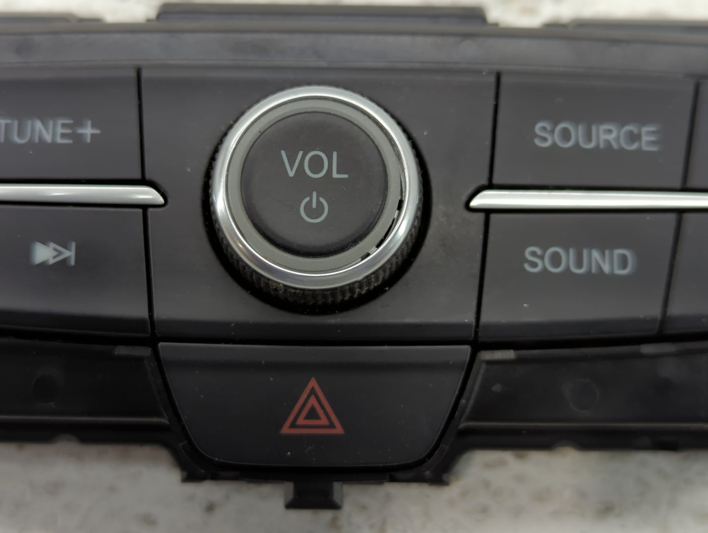2017-2019 Ford Escape Radio AM FM Cd Player Receiver Replacement P/N:4F571-HB F1CT18K811HC Fits Fits 2017 2018 2019 OEM Used