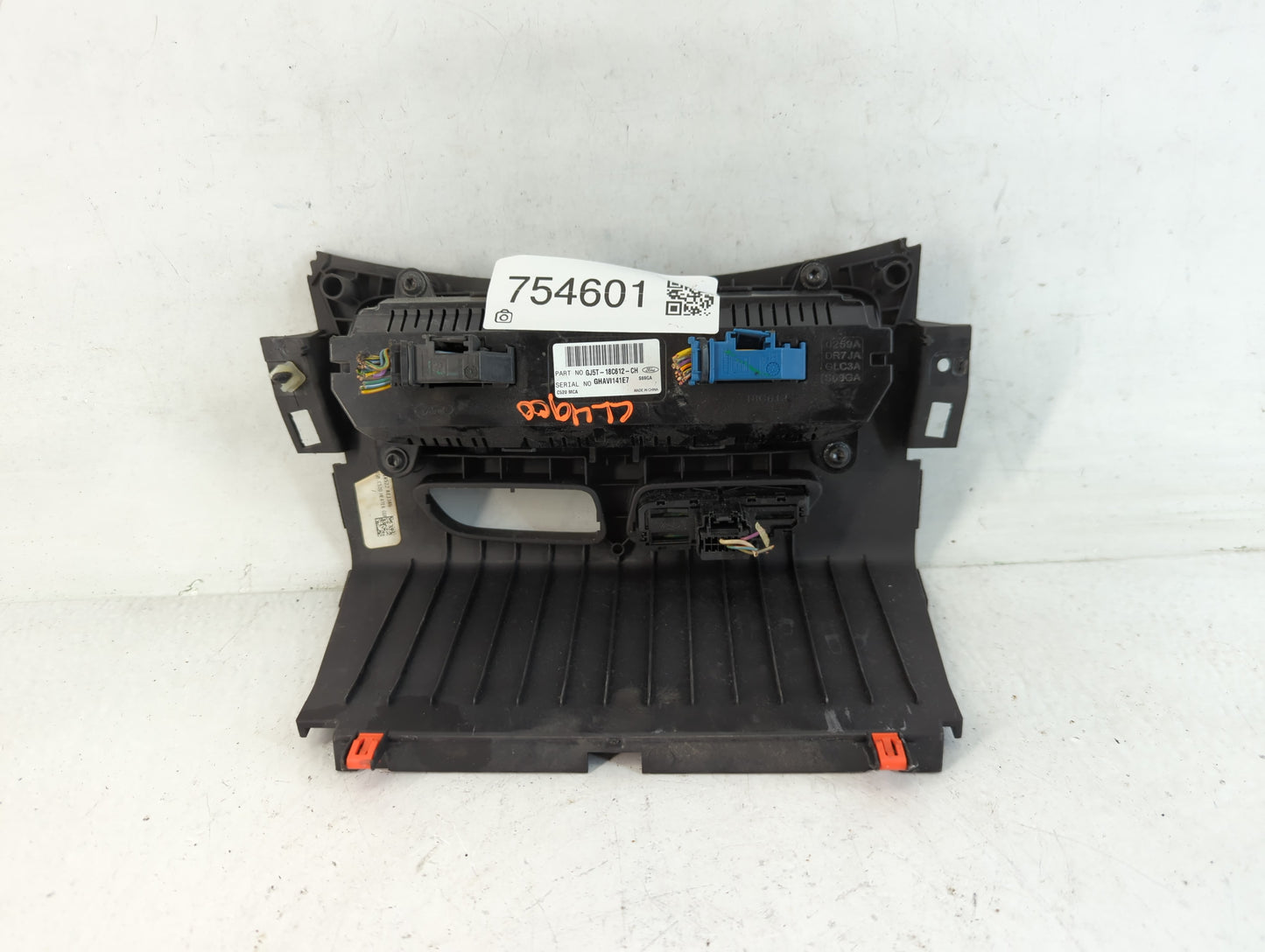 2018-2019 Ford Escape Climate Control Module Temperature AC/Heater Replacement P/N:GJ5T-18C612-CH Fits Fits 2018 2019 OEM Us