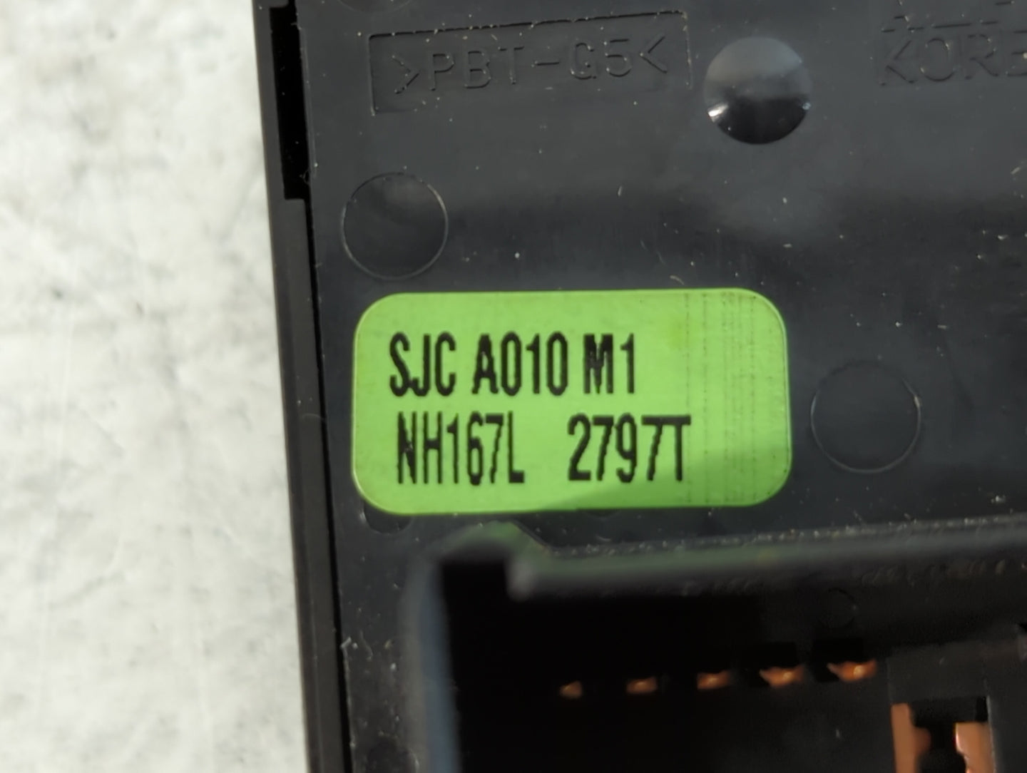 2017-2019 Ford Escape Master Power Window Switch Replacement Driver Side Left P/N:NH167L 2797T Fits OEM Used Auto Parts - Oe