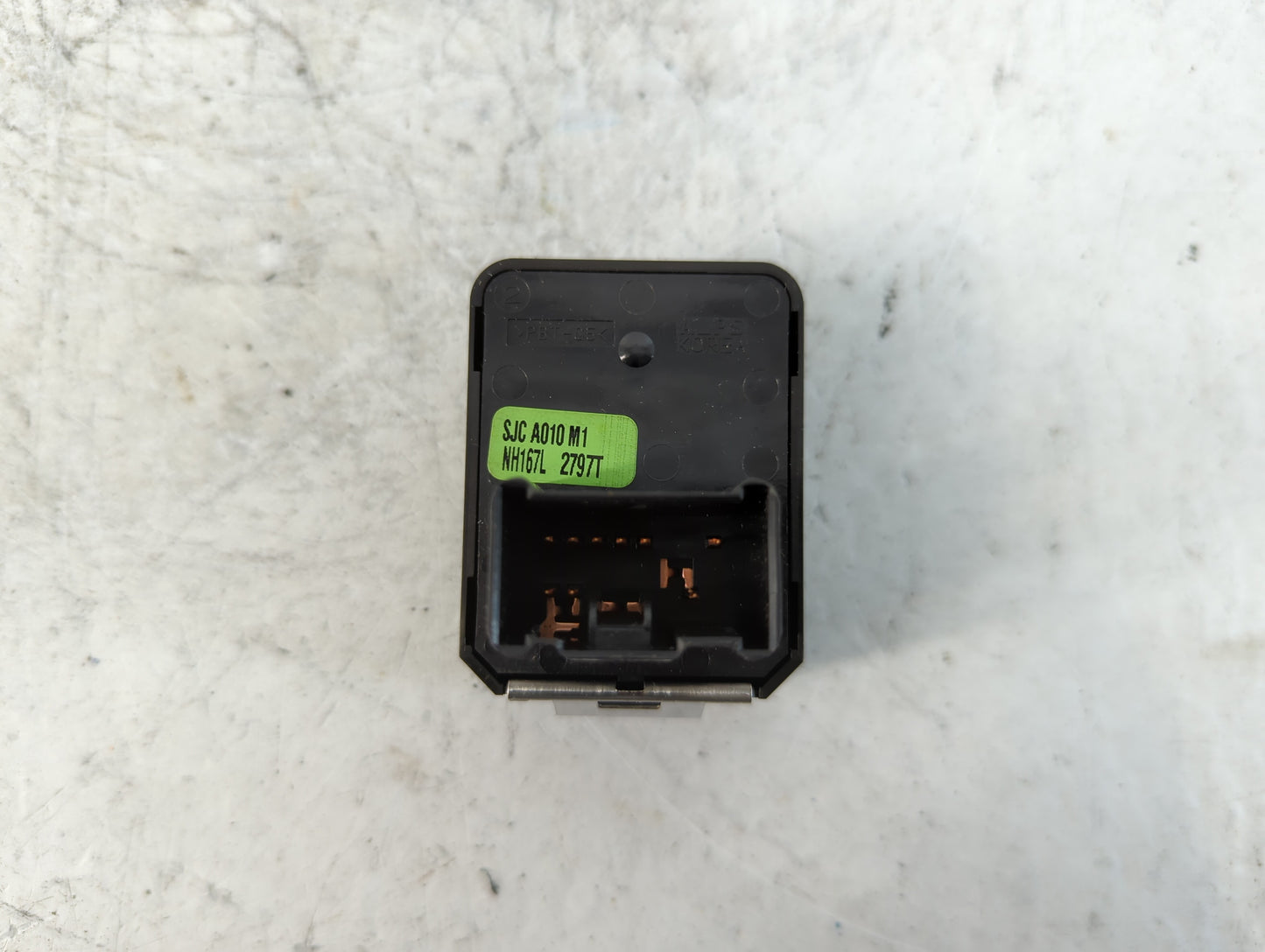 2017-2019 Ford Escape Master Power Window Switch Replacement Driver Side Left P/N:NH167L 2797T Fits OEM Used Auto Parts - Oe