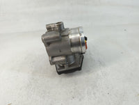 2017-2019 Ford Escape Throttle Body P/N:B18 012 4993 DS7G-9F991-CA Fits Fits 2014 2015 2016 2017 2018 2019 2020 OEM Used Aut