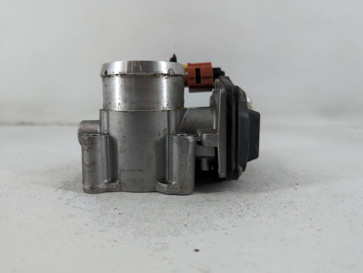 2017-2019 Ford Escape Throttle Body P/N:B17 188 4612 DS7G-9F991-BB Fits Fits 2014 2015 2016 2017 2018 2019 2020 OEM Used Aut