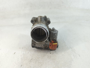2017-2019 Ford Escape Throttle Body P/N:DS7G-9F991-GA Fits Fits 2014 2015 2016 2017 2018 2019 2020 OEM Used Auto Parts - Oem