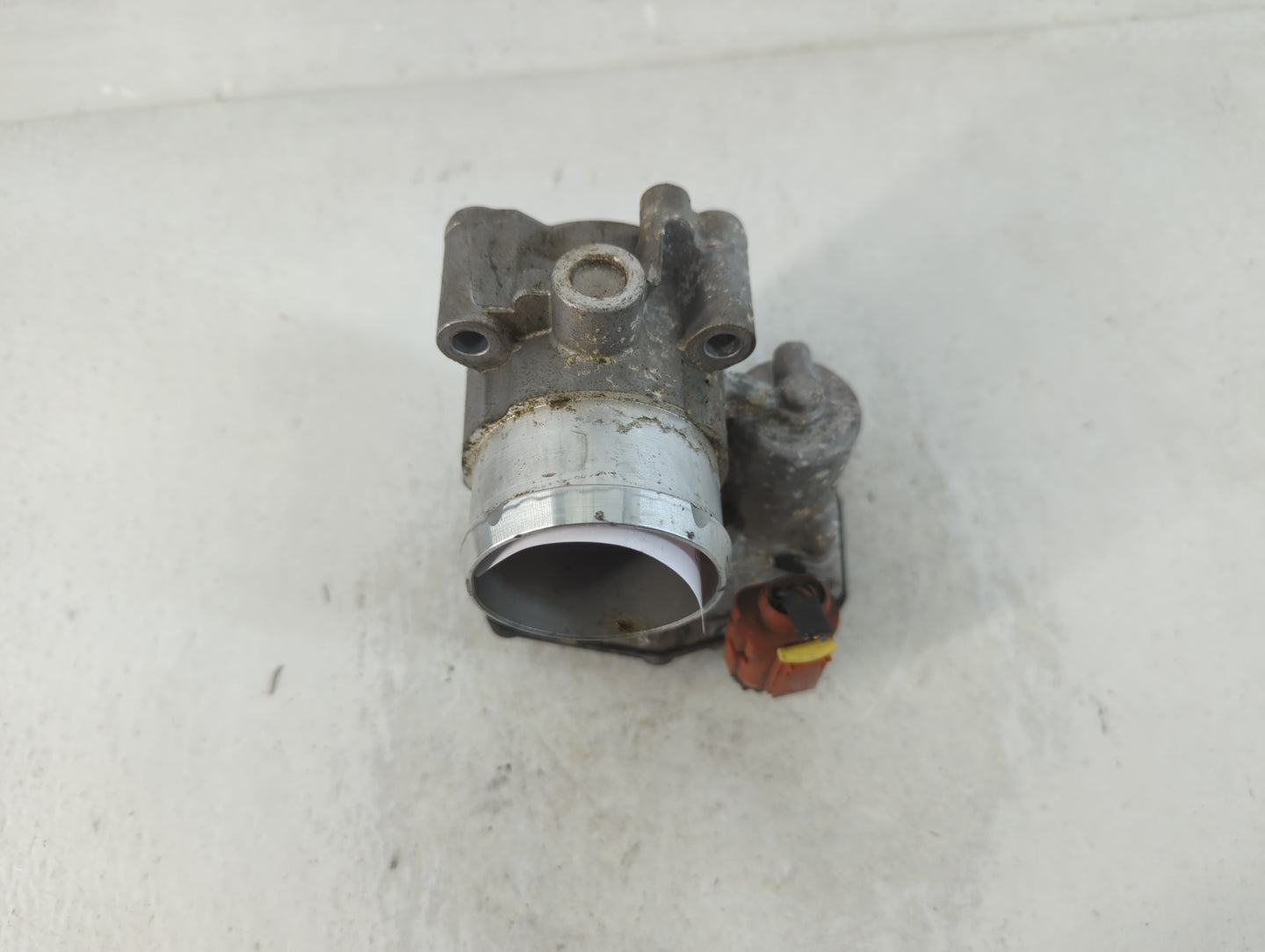 2017-2019 Ford Escape Throttle Body P/N:DS7G-9F991-GA Fits Fits 2014 2015 2016 2017 2018 2019 2020 OEM Used Auto Parts - Oem