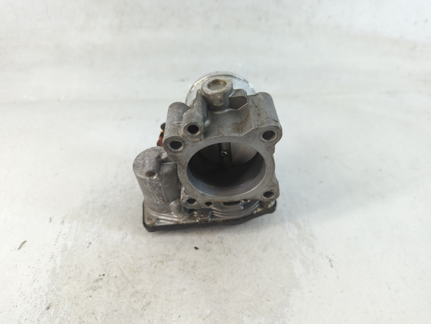 2017-2019 Ford Escape Throttle Body P/N:DS7G-9F991-GA Fits Fits 2014 2015 2016 2017 2018 2019 2020 OEM Used Auto Parts - Oem