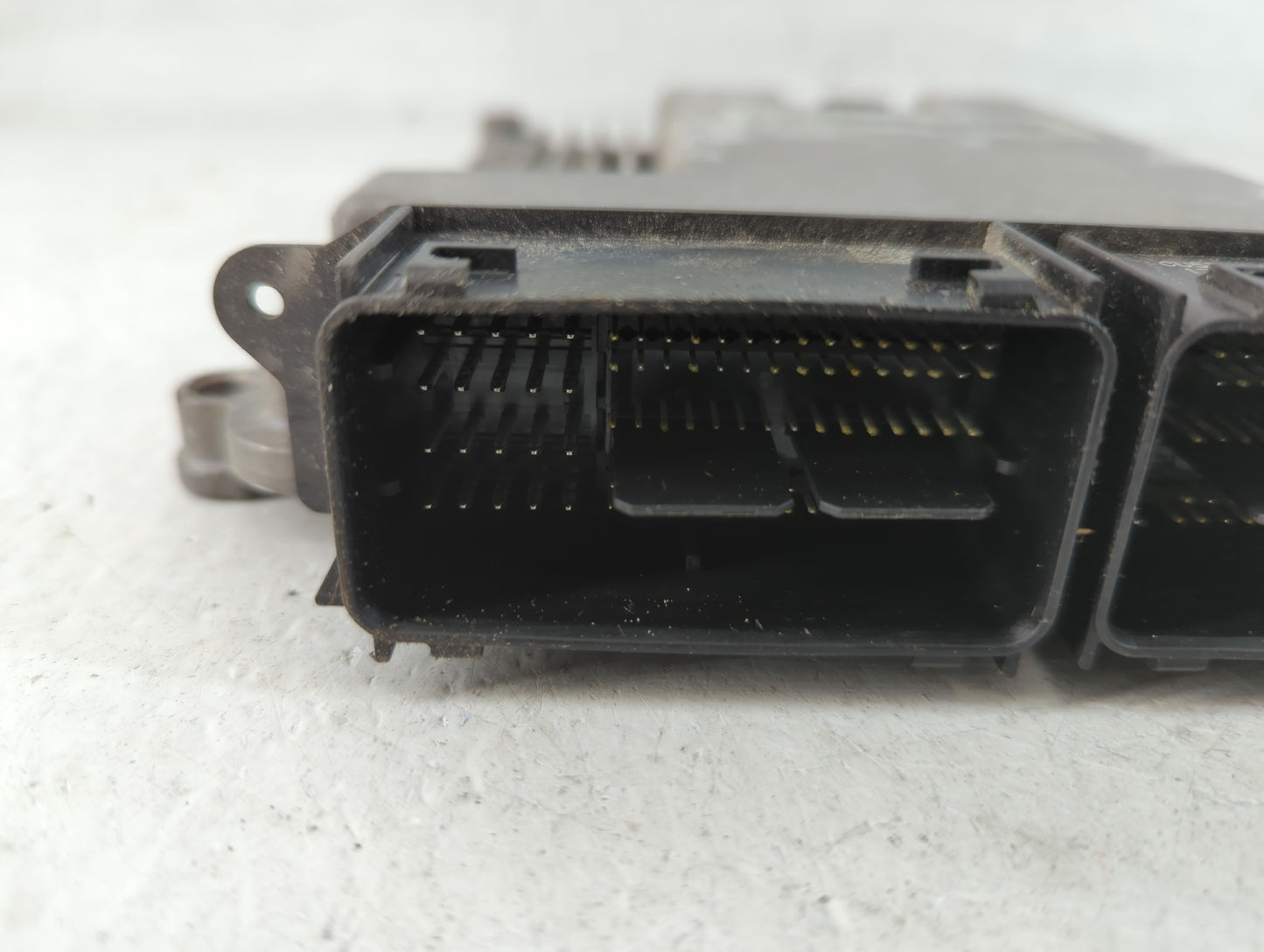 2017-2018 Ford Escape PCM Engine Control Computer ECU ECM PCU OEM P/N:HS7A-12B684-JA HJ5A-12A650-HA Fits Fits 2017 2018 OEM 