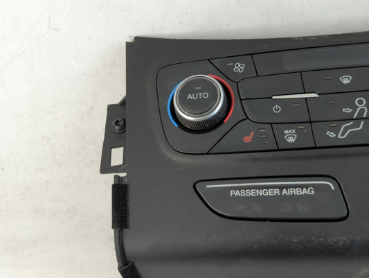 2018-2019 Ford Escape Climate Control Module Temperature AC/Heater Replacement P/N:GJ5T-18C612-CH Fits Fits 2018 2019 OEM Used Auto Parts