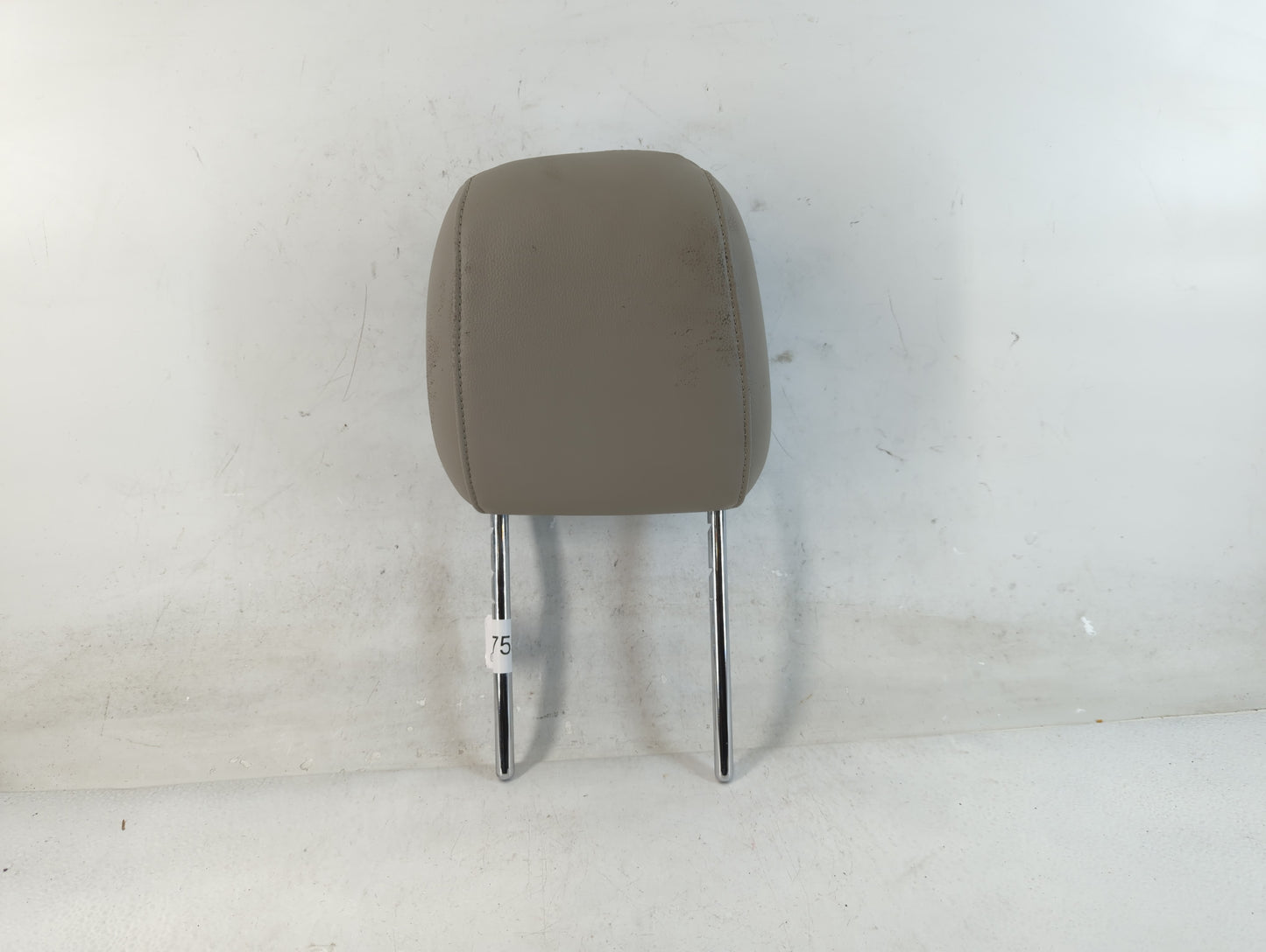 2018 Ford Escape Headrest Head Rest Front Driver Passenger Seat Fits OEM Used Auto Parts - Oemusedautoparts1.com