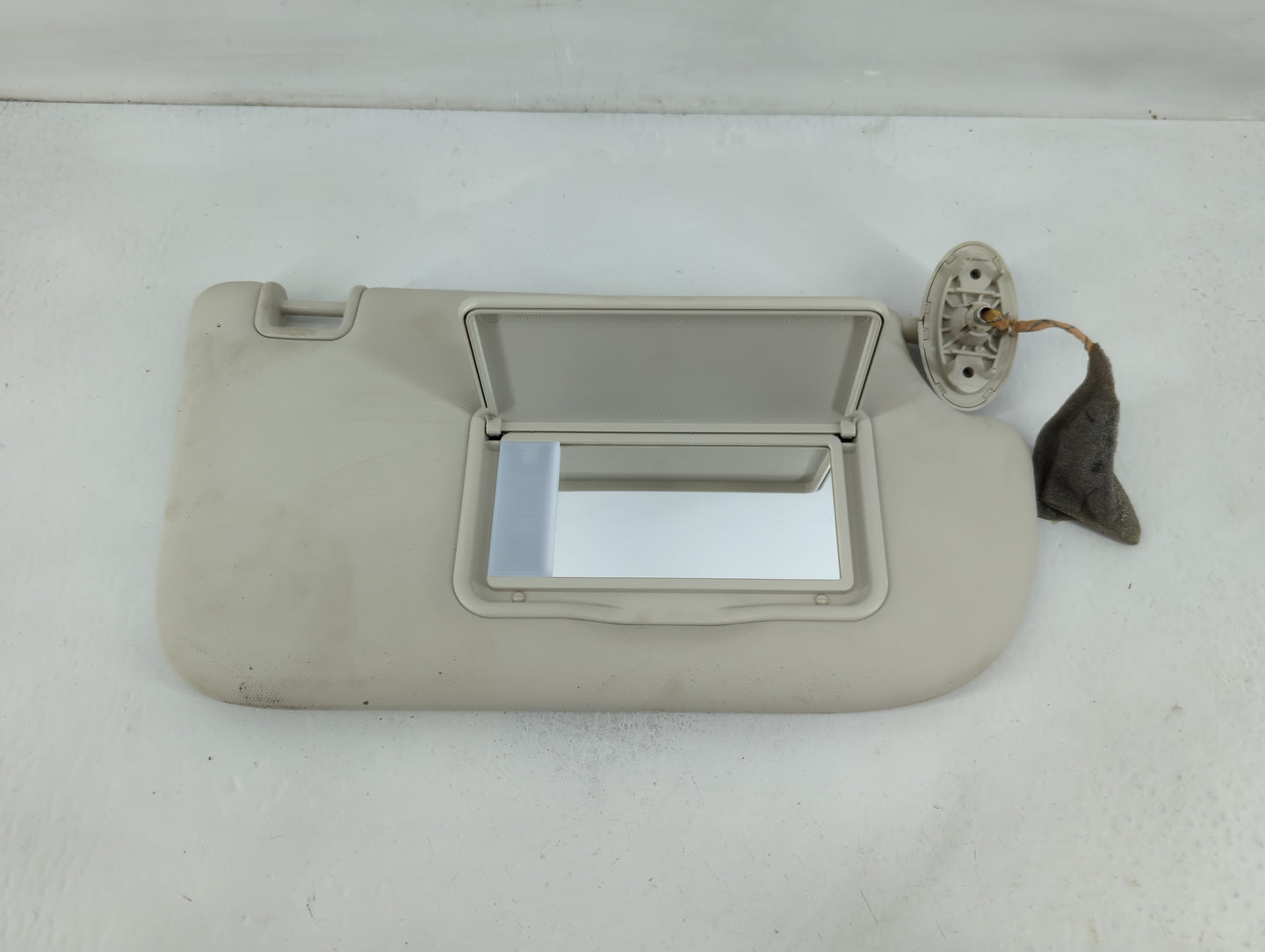 2013-2019 Ford Escape Sun Visor Shade Replacement Passenger Right Mirror Fits Fits 2013 2014 2015 2016 2017 2018 2019 OEM Us