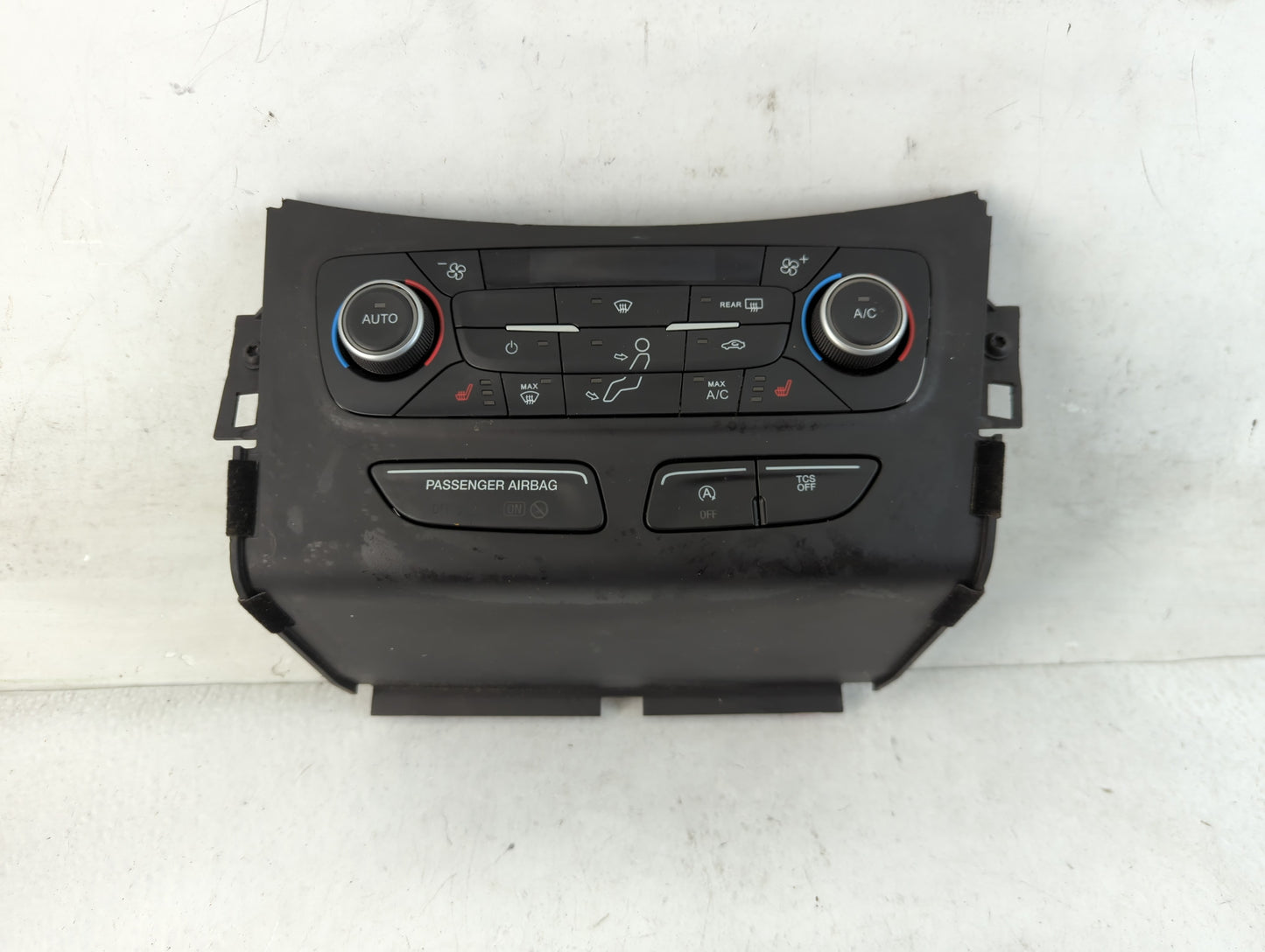 2018-2019 Ford Escape Climate Control Module Temperature AC/Heater Replacement P/N:GJ5T-18C612-CJ Fits Fits 2018 2019 OEM Us