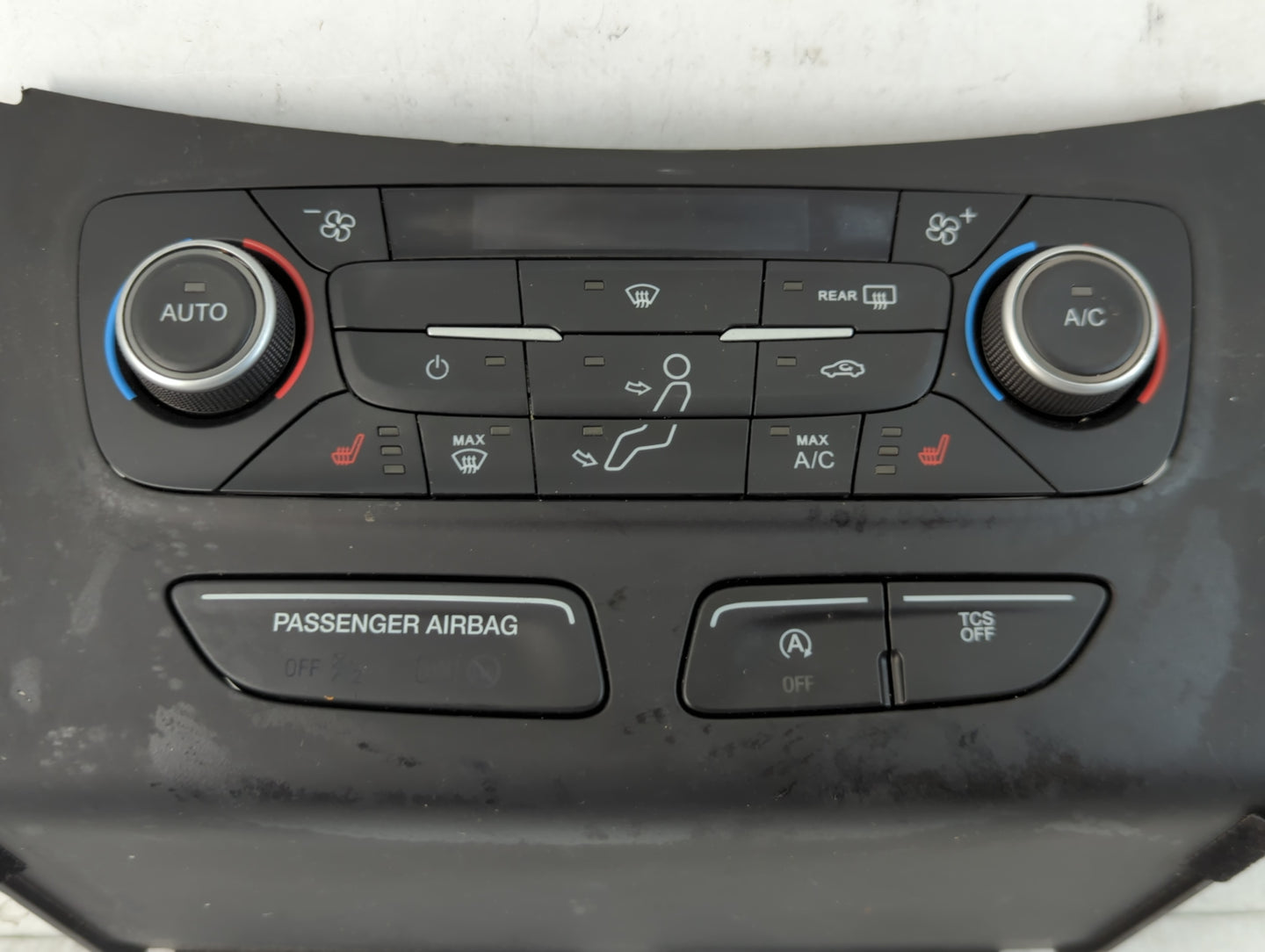 2018-2019 Ford Escape Climate Control Module Temperature AC/Heater Replacement P/N:GJ5T-18C612-CJ Fits Fits 2018 2019 OEM Us