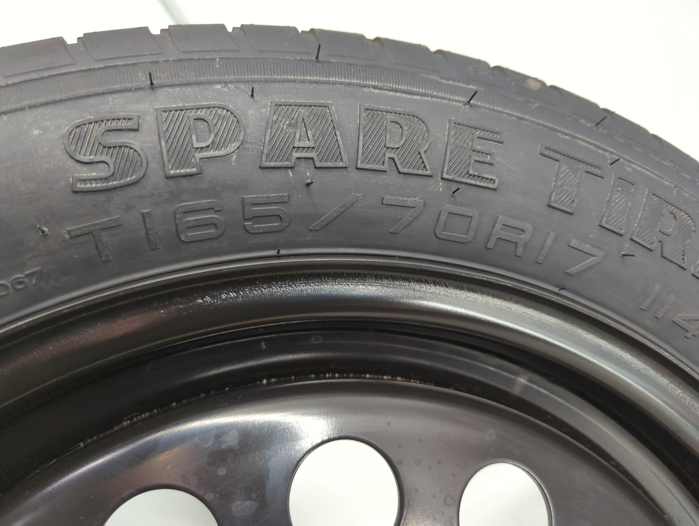 2013-2019 Ford Escape Spare Donut Tire Wheel Rim Oem - Oemusedautoparts1.com