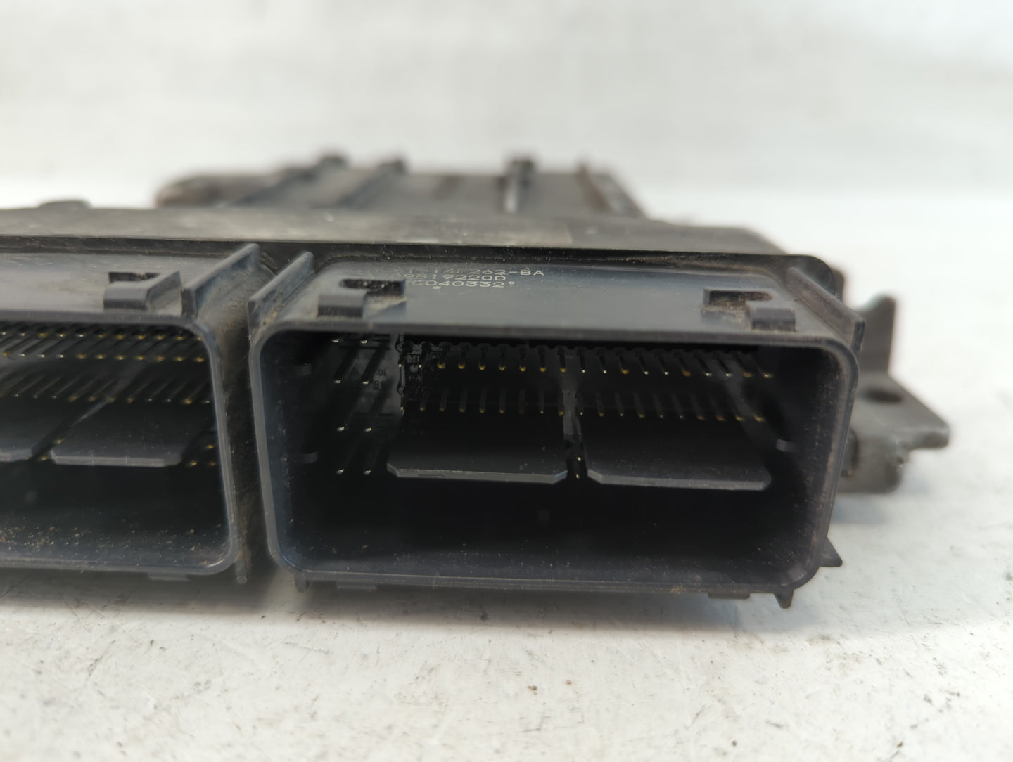 2017-2019 Ford Escape PCM Engine Control Computer ECU ECM PCU OEM P/N:HJ5A-12A659-MA HJ5A-12A650-MA Fits Fits 2017 2018 2019