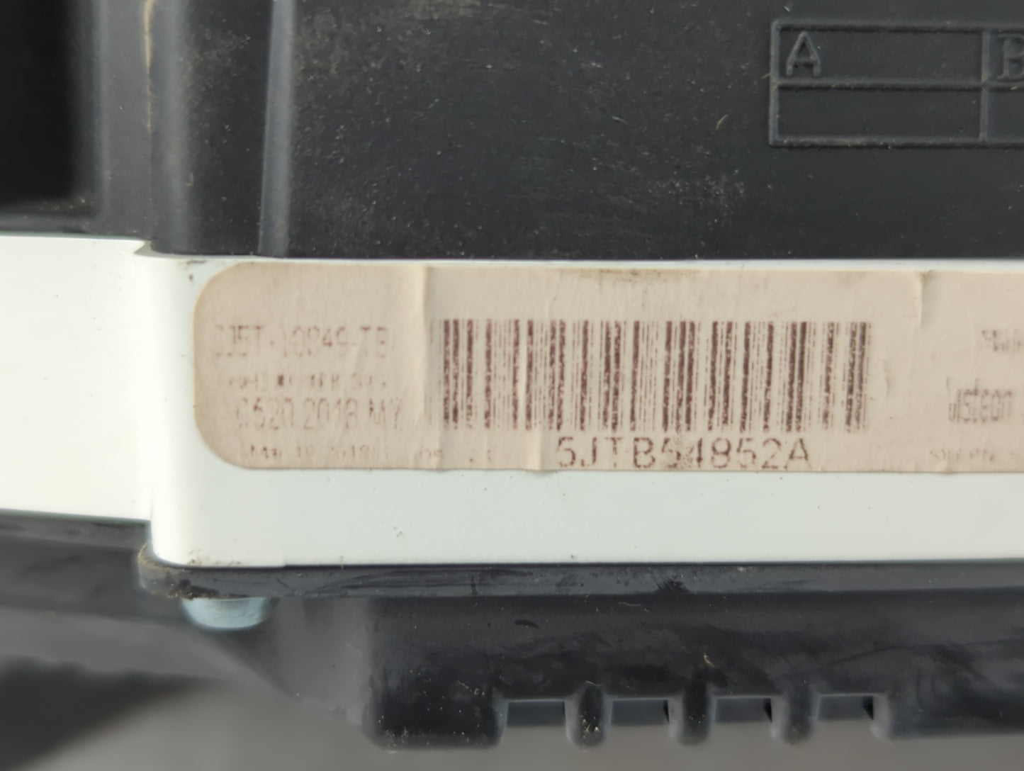 2018 Ford Escape Instrument Cluster Speedometer Gauges P/N:5JTB54852A Fits OEM Used Auto Parts - Oemusedautoparts1.com