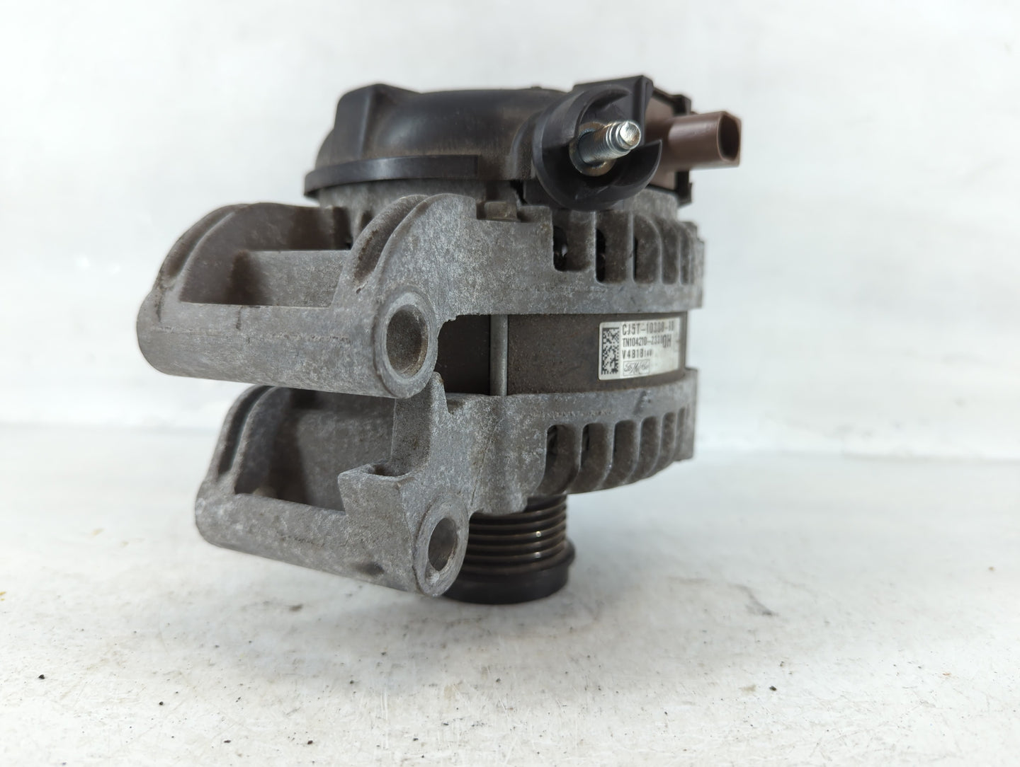 2013-2019 Ford Escape Alternator Replacement Generator Charging Assembly Engine OEM P/N:TN104210-2330 CJ5T-10300-BB Fits OEM