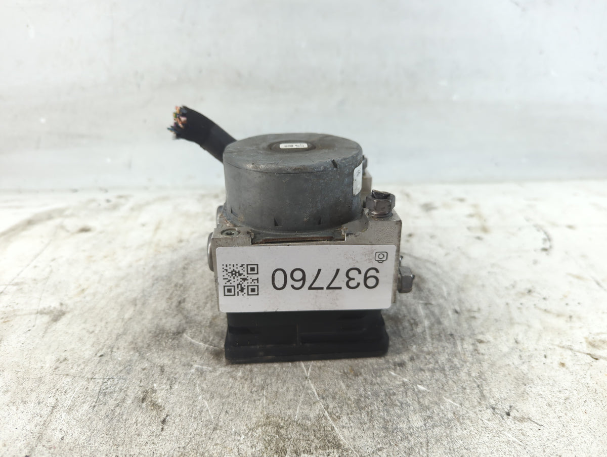 2017-2019 Ford Escape Anti-Lock Brake ABS Pump Module Actuator OEM P/N:GV61-2C405-CJ Fits Fits 2017 2018 2019 OEM Used Auto 