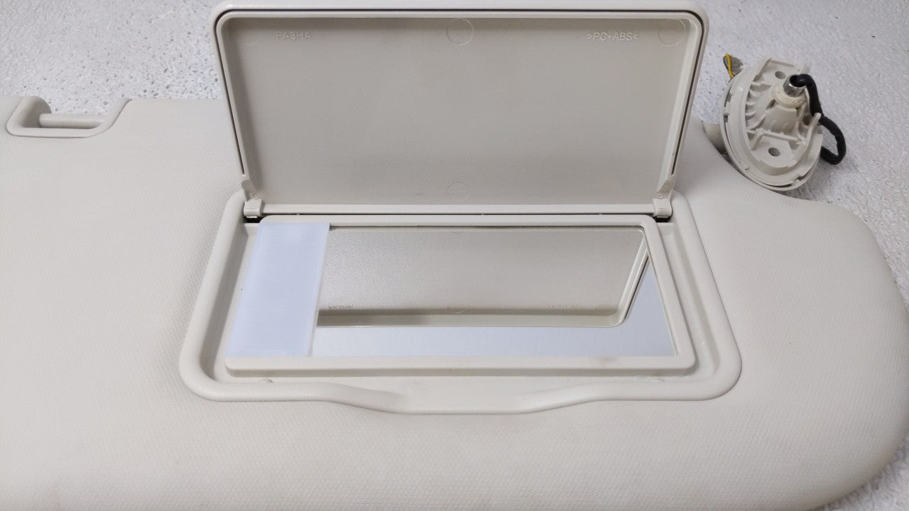 2013-2019 Ford Escape Sun Visor Shade Replacement Passenger Right Mirror Fits Fits 2013 2014 2015 2016 2017 2018 2019 OEM Us