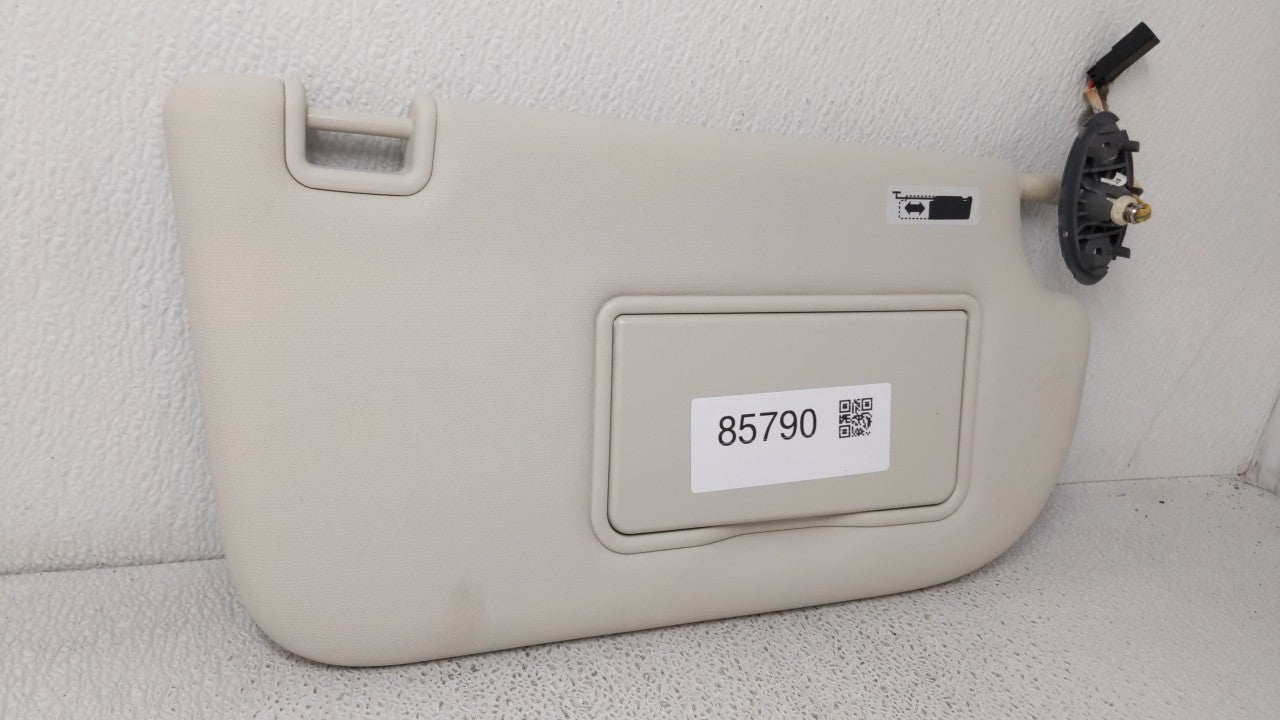 2018 Ford Escape Sun Visor Shade Replacement Passenger Right Mirror Fits Fits 2013 2014 2015 2016 2017 2019 OEM Used Auto Pa