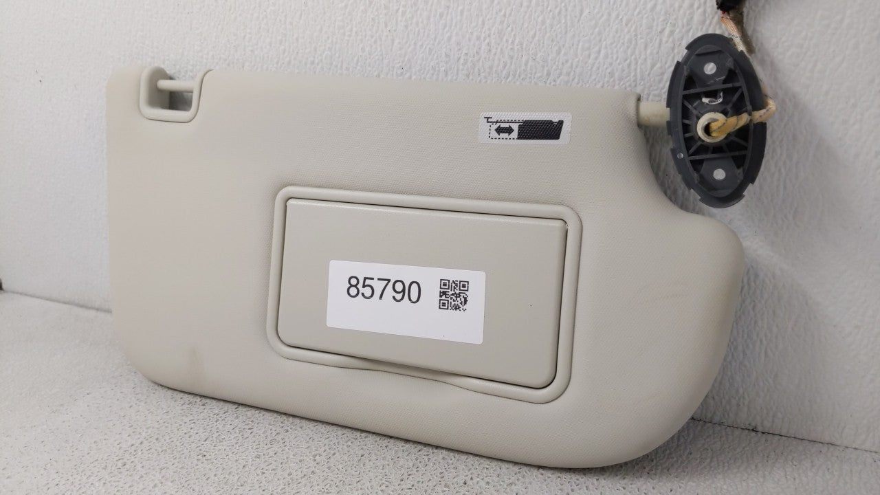 2018 Ford Escape Sun Visor Shade Replacement Passenger Right Mirror Fits Fits 2013 2014 2015 2016 2017 2019 OEM Used Auto Pa
