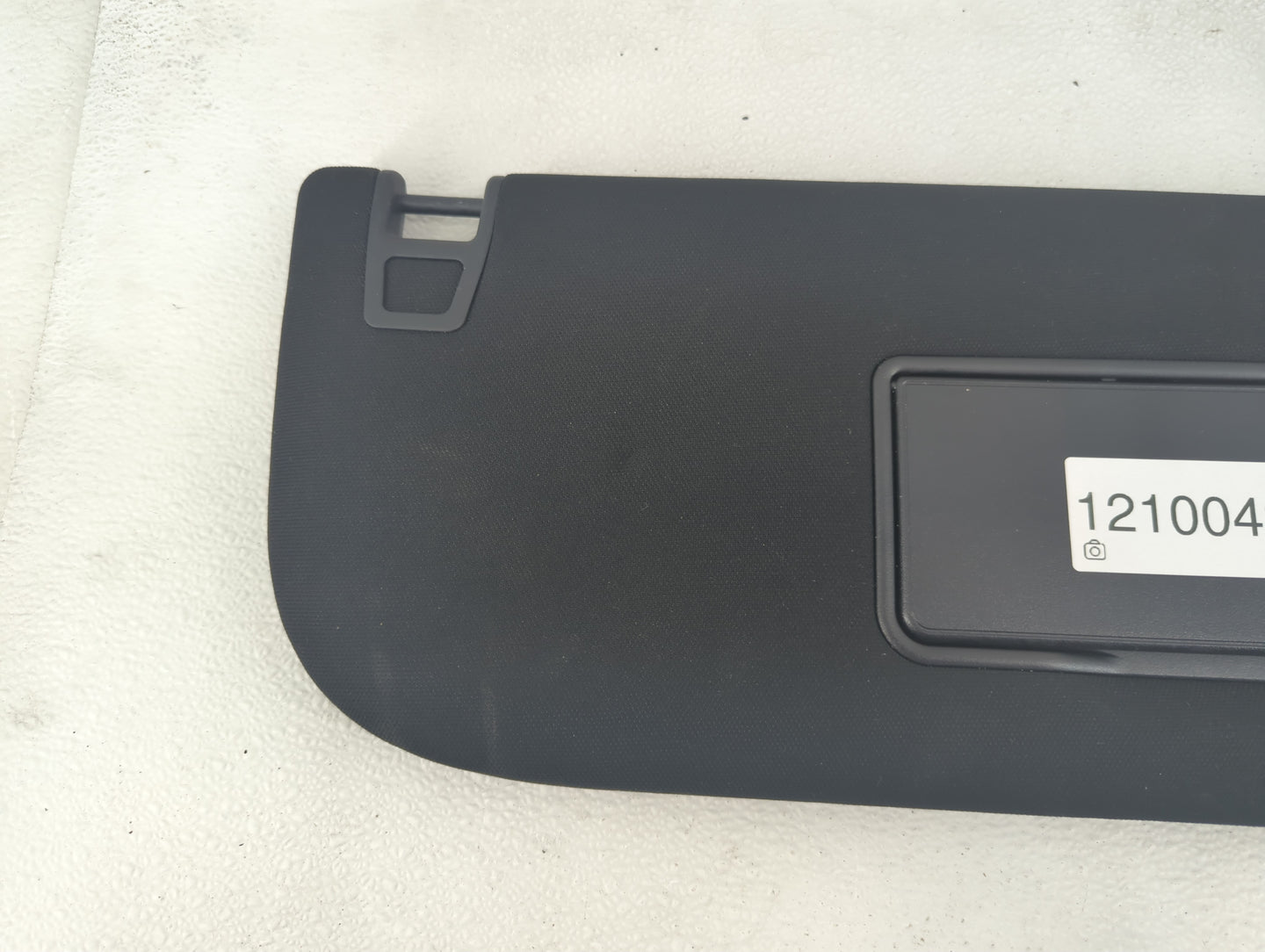 2018-2021 Ford Expedition Sun Visor Shade Replacement Passenger Right Mirror Fits Fits 2018 2019 2020 2021 OEM Used Auto Par