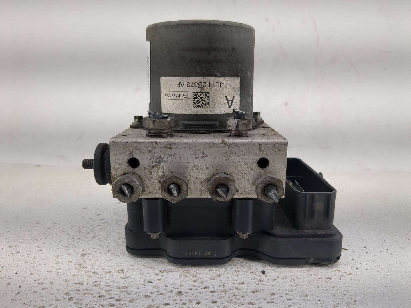 2018-2021 Ford Expedition ABS Pump Control Module Replacement P/N:JL14-2B373-AF Fits Fits 2018 2019 2020 2021 OEM Used Auto 