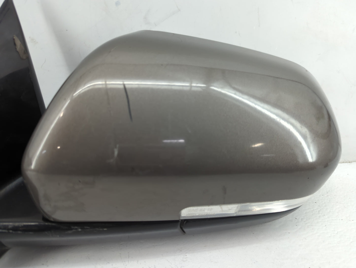 2018 Ford Expedition Driver Side View Mirror - Left Door Mirror OEM Used - Oemusedautoparts1.com