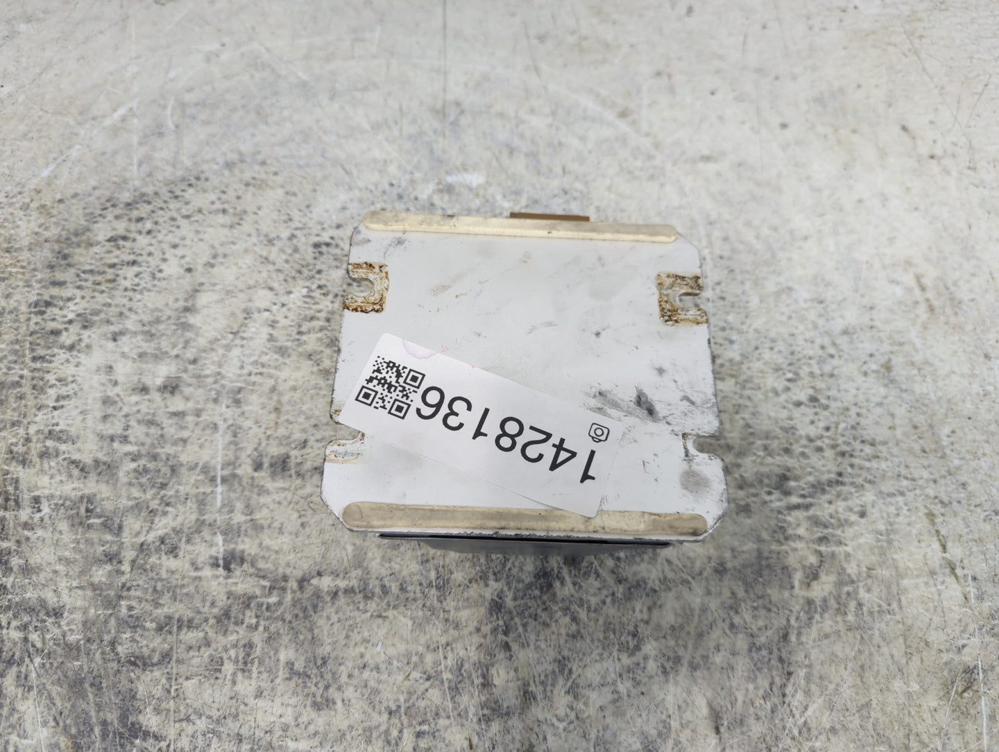 2018 Expedition Ac Dc Power Control Module Accessory Computer Power Inverter - Oemusedautoparts1.com