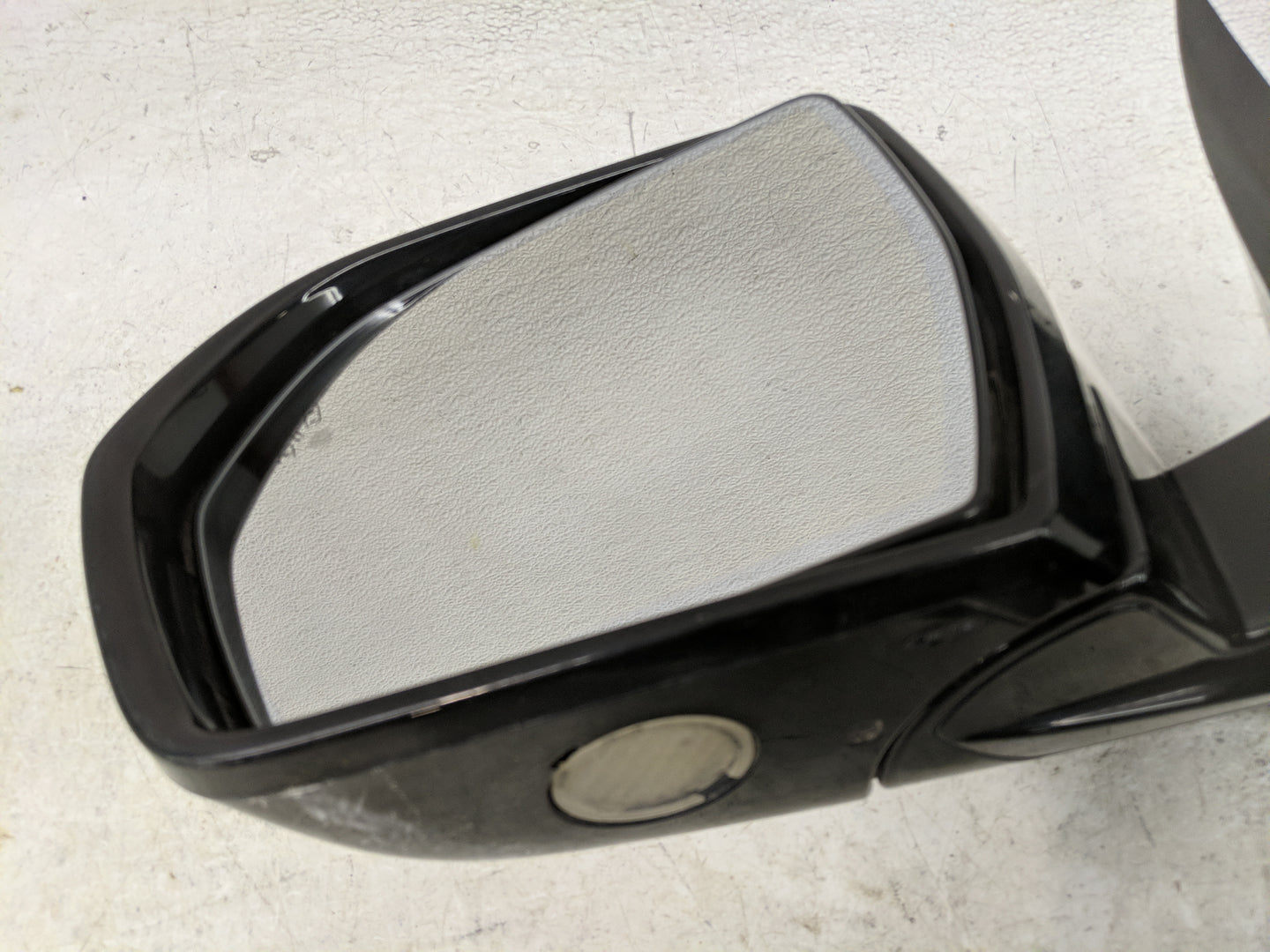 2018 Ford Expedition Driver Side View Mirror - Left Door Mirror OEM Used - Oemusedautoparts1.com