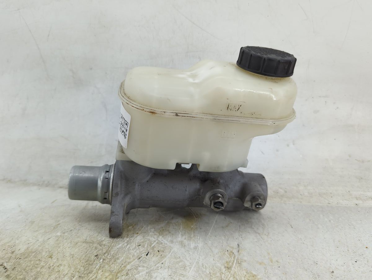 2018-2021 Ford Expedition Brake Master Cylinder 1496683 - Oemusedautoparts1.com