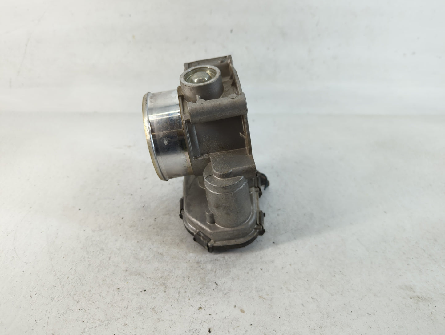 2018-2022 Ford Expedition Throttle Body P/N:HL3E 9F991 AA Fits Fits 2017 2018 2019 2020 2021 2022 OEM Used Auto Parts - Oemu