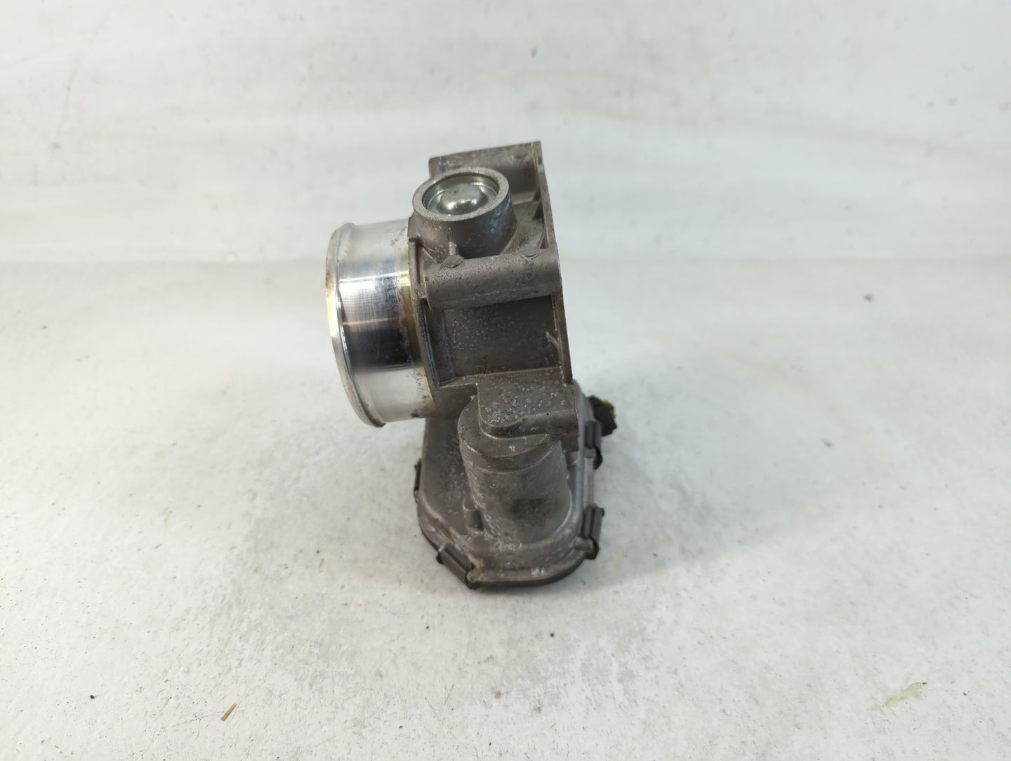 2018-2022 Ford Expedition Throttle Body P/N:HL3E 9F991 AA Fits Fits 2017 2018 2019 2020 2021 2022 OEM Used Auto Parts - Oemu